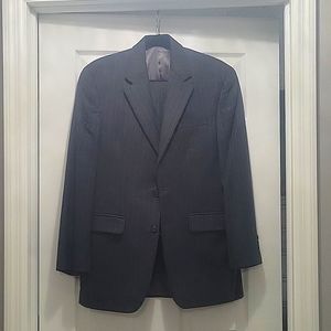 Men's Size 36R Dark Gray Pinstripe 2-Piece Ralph Lauren Suit